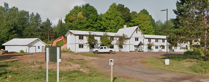 Snow Chasers Inn (Regal Country Inn) - From Web Listing